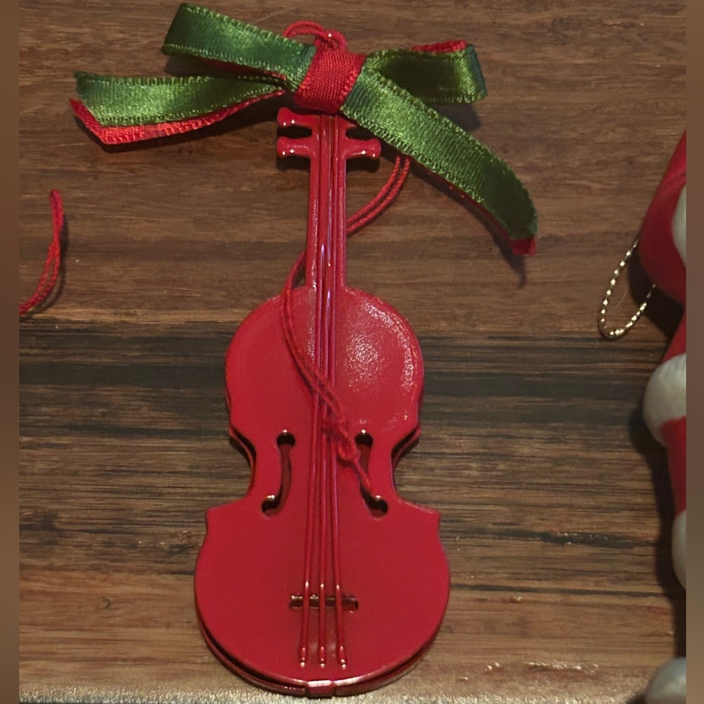 Vintage metal red violin ornament. Midwest Taiwan.